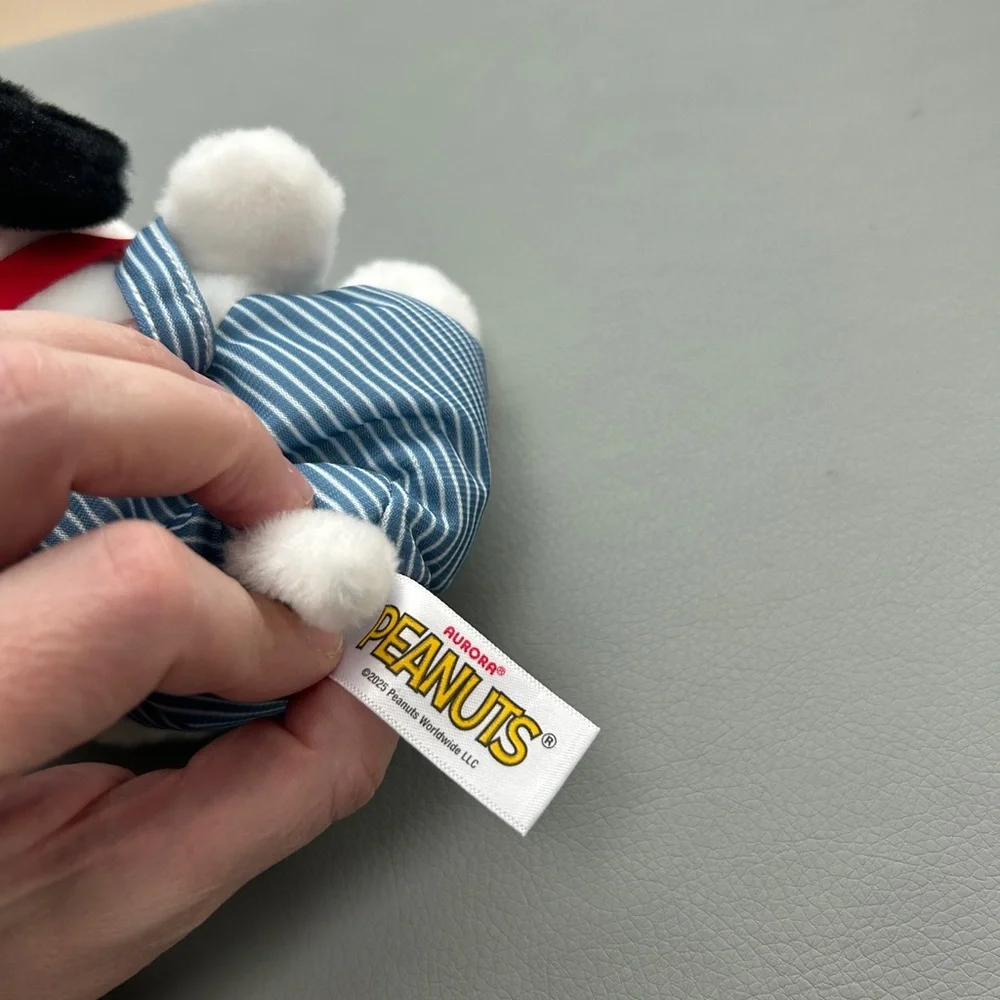 NWT - Aurora® - Peanuts® - Palm Pals™ - 5